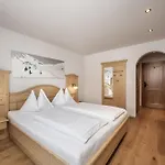Austria Alpinhotel In Out An Der Edelweissbahn 3* Obertauern
