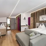 Austria Alpinhotel In Out An Der Edelweissbahn