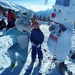Hotel Austria Alpinhotel In Out An Der Edelweissbahn