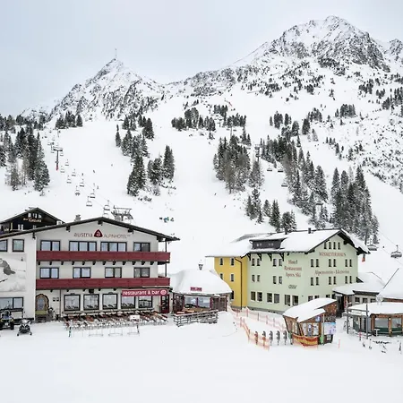 酒店 Austria Alpinhotel In Out An Der Edelweissbahn 3*
