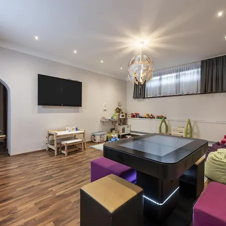 Austria Alpinhotel In Out An Der Edelweissbahn 3*