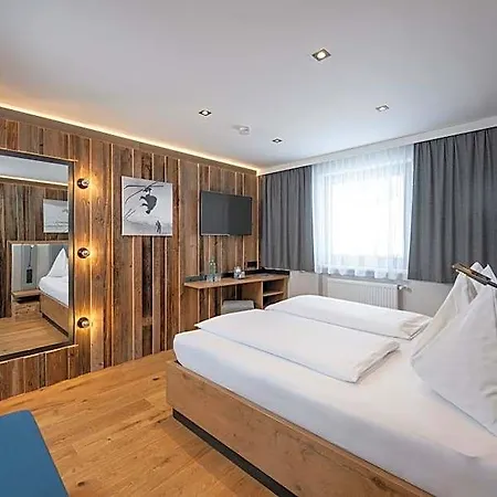 Austria Alpinhotel 3*