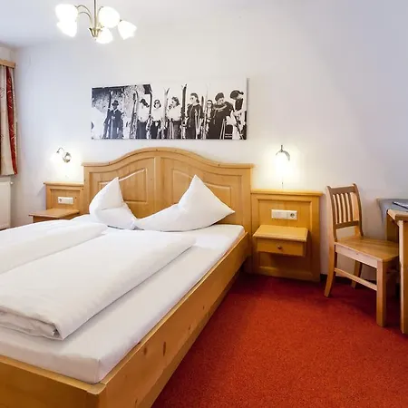 Austria Alpinhotel In Out An Der Edelweissbahn 上陶恩
