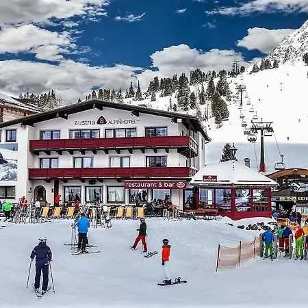 Austria Alpinhotel In Out An Der Edelweissbahn ホテル